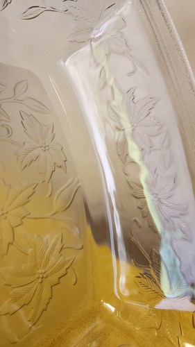 Princess House Fantasia Large 18"x12" Lasagna Baking Dish, embossed floral - Picture 5 of 7