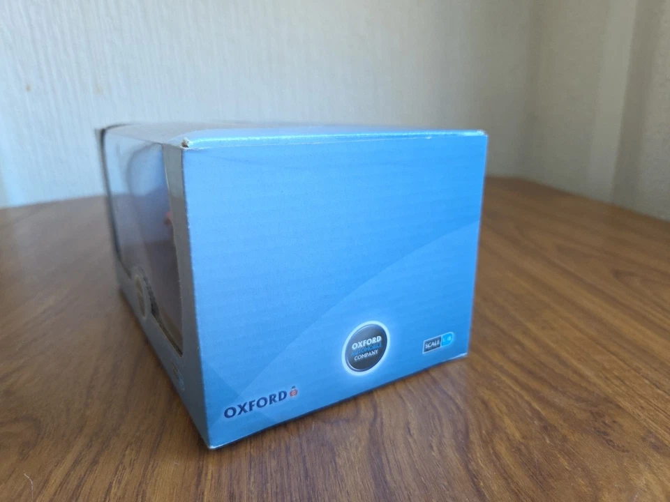 Oxford Diecast escala 1:18 Messerschmitt KR200 Bubble Top Rose Foto 4 de 4