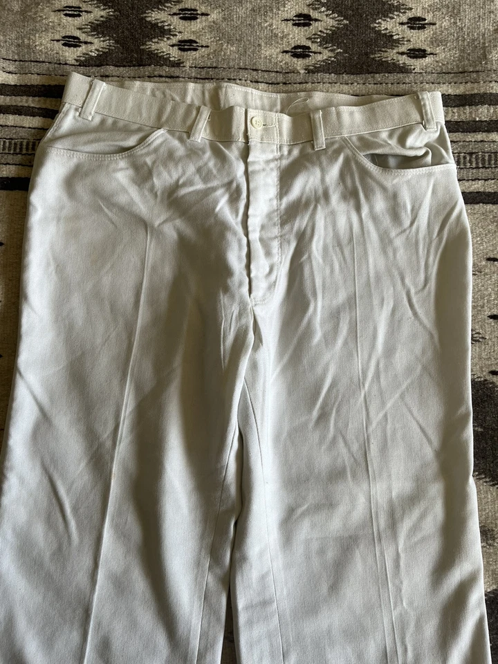 Pantalones de acción vintage años 70 para hombre Levi’s Big E blancos talla 37x23 Foto 3 de 4