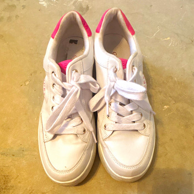 GUESS Women's White & Pink Solid Low-Top Lace-Up Logo Sneakers Casual Active