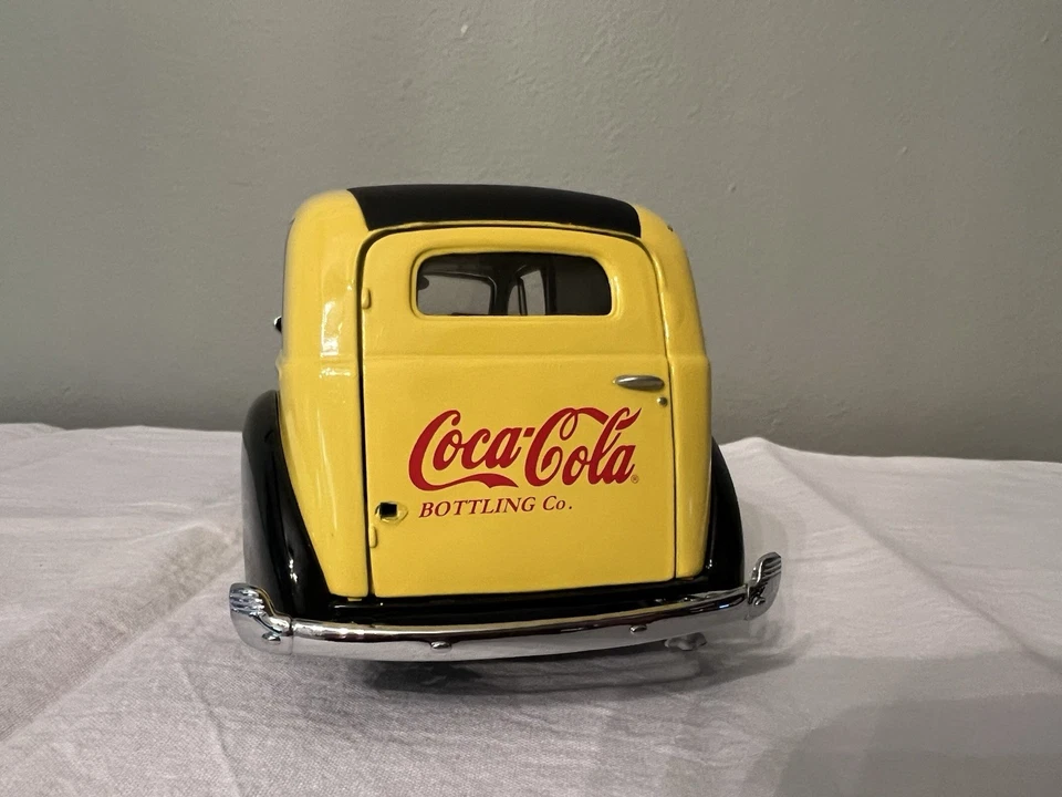Matchbox 1940 Coca-Cola Ford Sedan Delivery Collectibles - Image 4 of 4