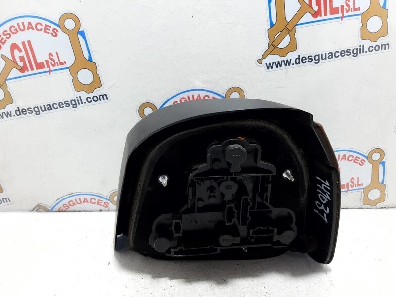 1095116 Faro trasero izquierdo VOLKSWAGEN GOLF III BERLINA (1H1) 1991 Foto 2 de 4