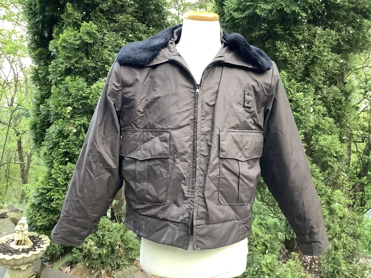 Horace jacket shop