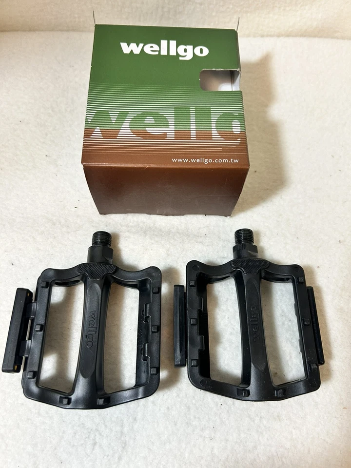 Pedales de plataforma Wellgo LU-A52 BMX 9/16" negros Foto 2 de 4