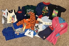 17pc Vintage Kids Clothing Lot: Tigger, OshKosh, Mickey, Taz