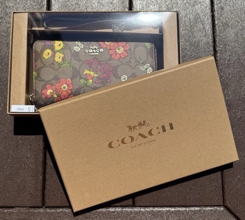 NWT Coach BOXED Long Zip Around Wallet IN SIGNATURE CANVAS WITH FLORAL PRINT - Picture 6 of 7