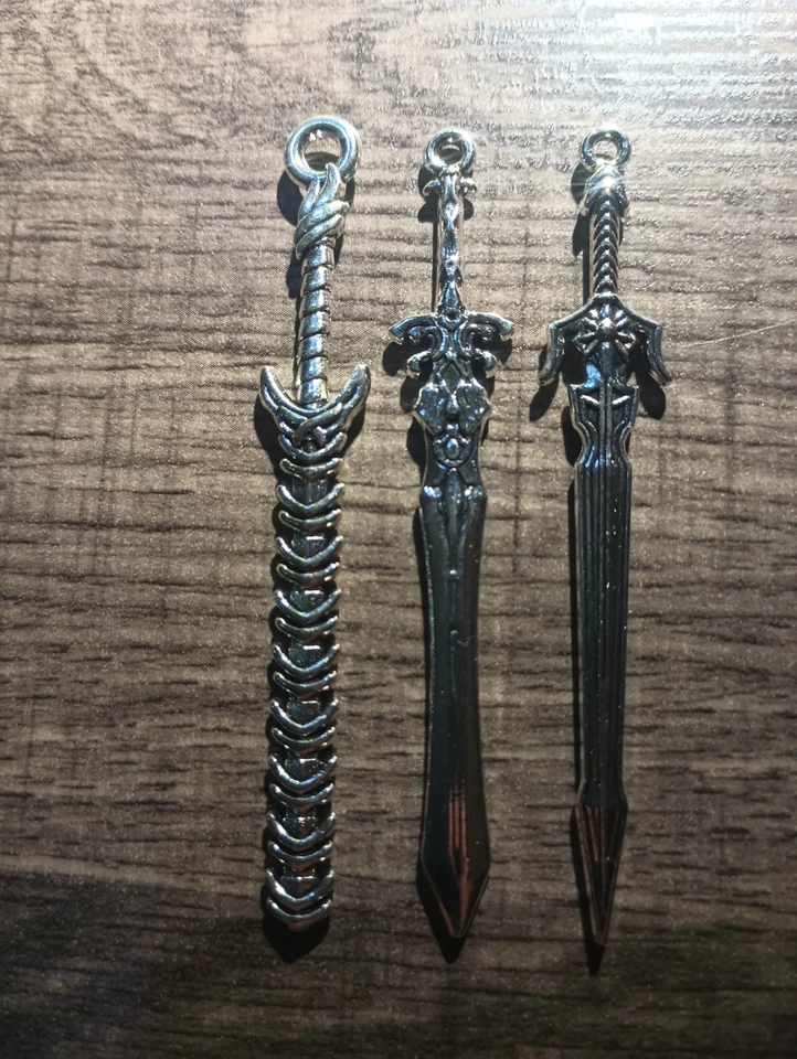 Lote De 3 Colgantes Collar Espada Acero Inoxidable Dije Joyería Artesanía S Foto 3 de 4