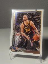 Topps NBA Flagship 2025-26 Stephen Curry Gold...