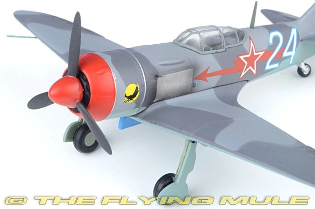 Solido 1:72 La-7 советские ВВС 9-й ГФАР Амет-хан Султан белый 24 - Изображение 3 из 4