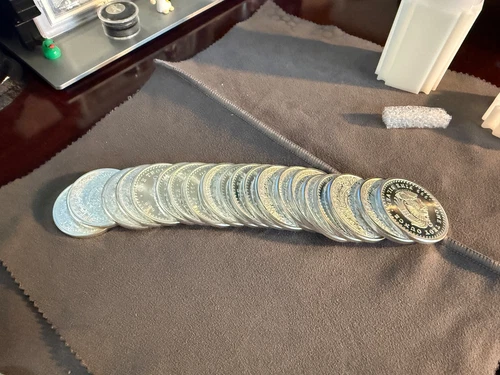 Aztec Calendar - Tube of (20) 1 oz .999 Silver USA Made BU Round Bullion Coin