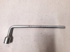 Radschlüssel Radschraubenschlüssel 17 Mercedes W169 W245 W209 W221 A2215810001 Radschlüssel Radschraubenschlüssel 17 Mercedes W169 W245 W209 W221 A2215810001