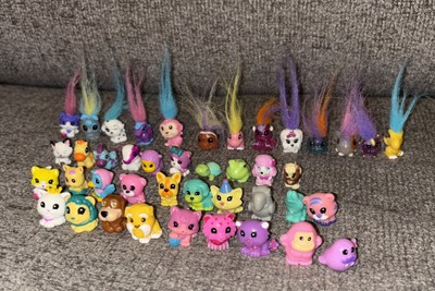Squinkies Lot of 42 Mini Figures/Animals Frog Dog Cat Turtle Seal READ