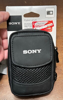 New in Package Sony LCS-CSQ Soft Carrying Case for Cybershot 