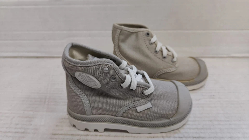 Botas altas Palladium Pampa de encaje alto para niños pequeños talla 6 unisex de lona Foto 2 de 4