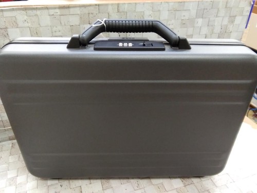 Zero Halliburton Attache Case Business 