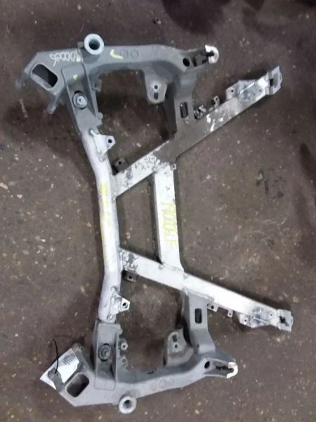 Crossmember/K-Frame delantero compatible con 01-03 BMW 525i 314352 Foto 2 de 4