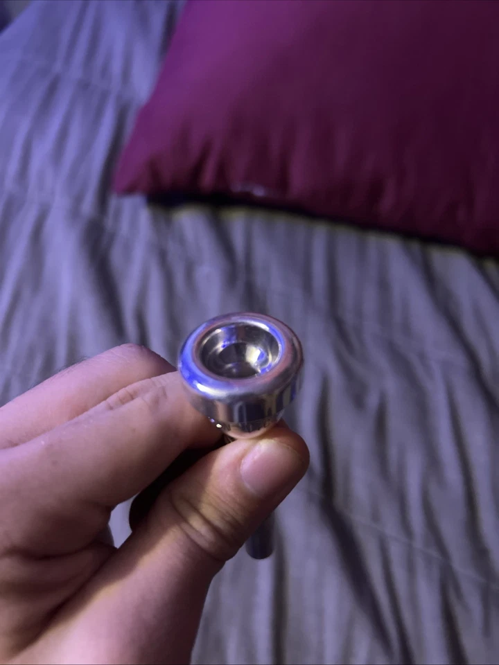 Boquilla trompeta Yamaha Japón 11c4 - rara vez usada Foto 4 de 4