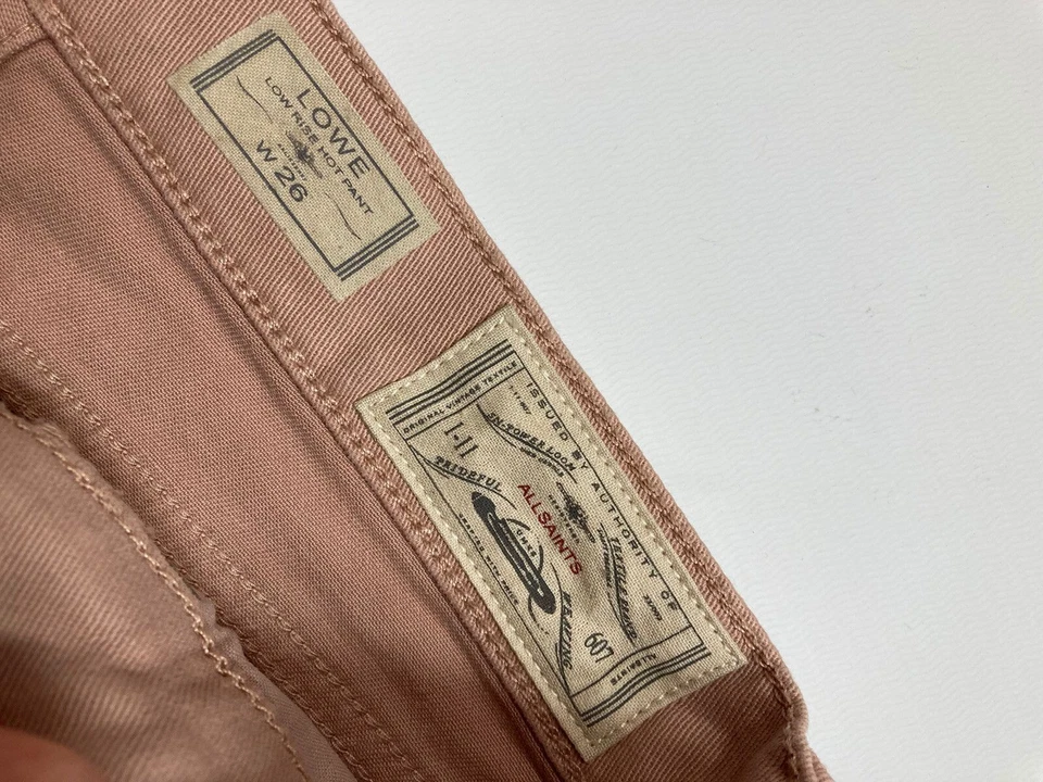 Pantalones Cortos ALLSAINTS LOWE DENIM HOTPANT - W26 - Rosa - Excelente Estado - Para Mujer’s Foto 2 de 4