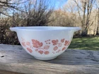 Vintage Pyrex 441 Pink Gooseberry Cinderella Bowl 1.5 Pt White Milk Glass