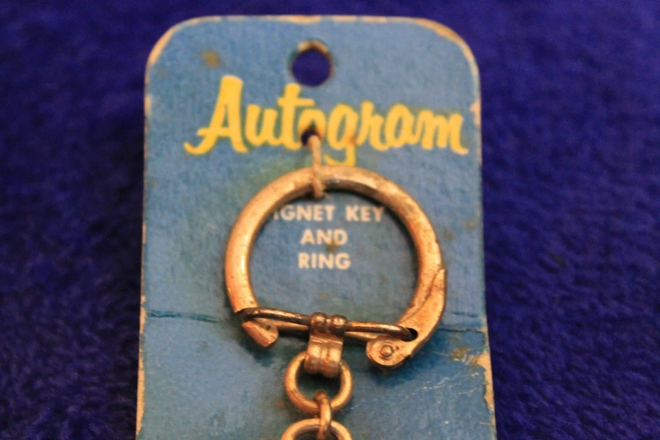 Llavero en blanco Signa Mercury de colección nuevo en stock llavero cierre accesorio Foto 3 de 4