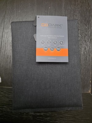 GoDark Faraday Tablets Case, Charcoal, FTB01-3X Laptop Case New   Awesome Item 