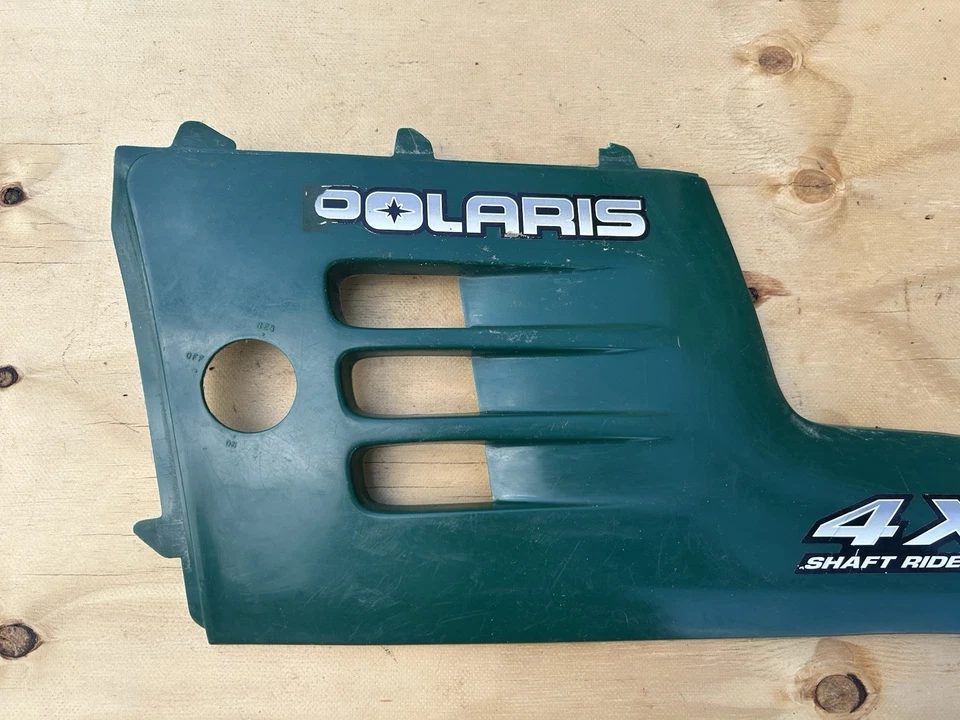 Panel lateral izquierdo Polaris Magnum 325 2000 4x4  Foto 2 de 4