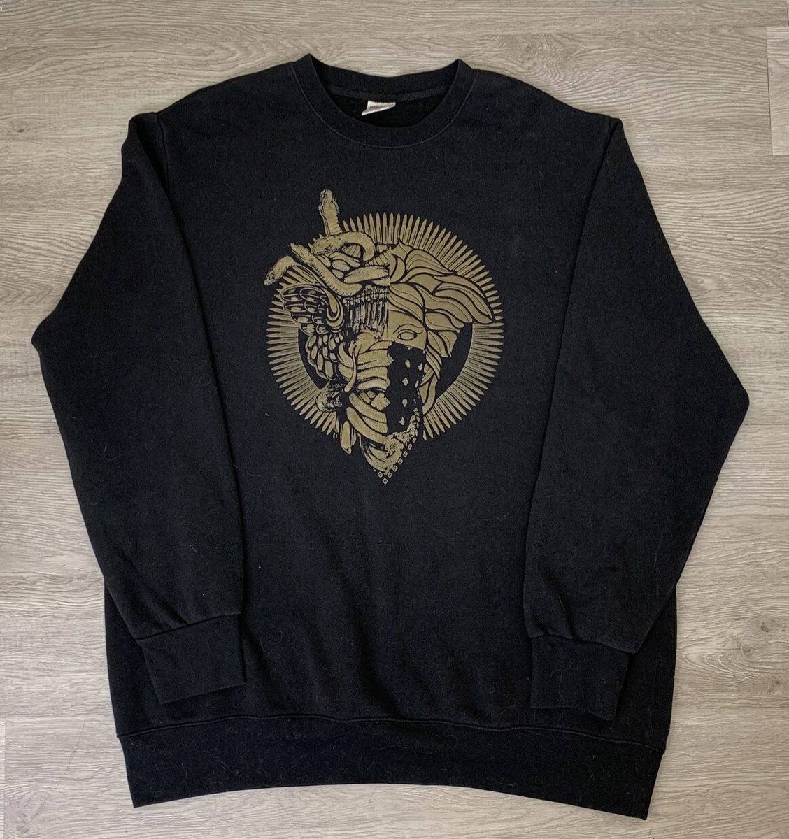 Crooks and castles clearance black and gold hoodie
