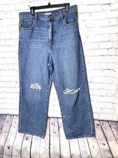 Womens Levis high waisted straight jeans distressed size 32