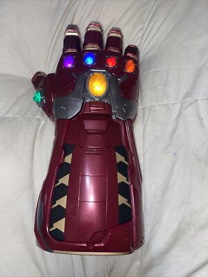 Marvel Legend Series Iron Man Infinity Gauntlet Working