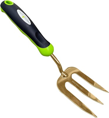 Garden Guru Titanium Hand Weeder Fork Tool   Rust Resistant   Ergono