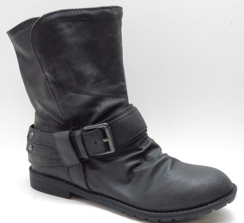 Report Grey Slouchy Buckle Accent Pull 