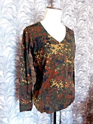 SUD EXPRESS pull fin col V 80 % laine imprimé camouflage kaki 38 40 état neuf - Photo 1/4