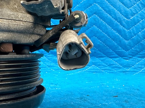 Toyota Land Cruiser LX470 AC Cooler Compressor 88320-60681 151k 1998-2007 OEM - Picture 5 of 11