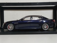 AUTOart 1/18 Maserati Quattroporte GTS Rassion Blue