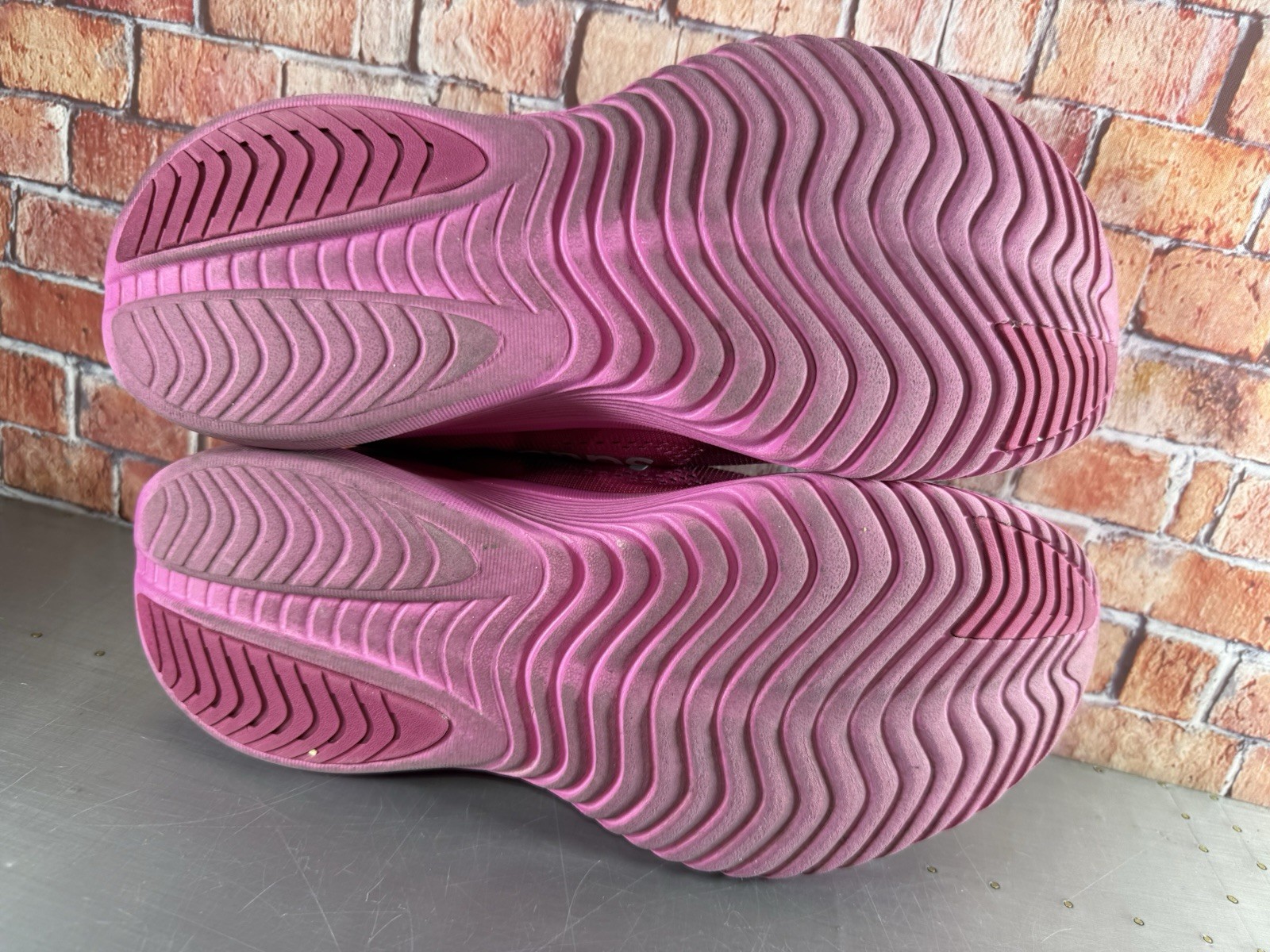 Saucony Kinvara 15 Womens Size 9.5 Pink Athletic Running Walking Shoes ⚡️ thumbnail 9