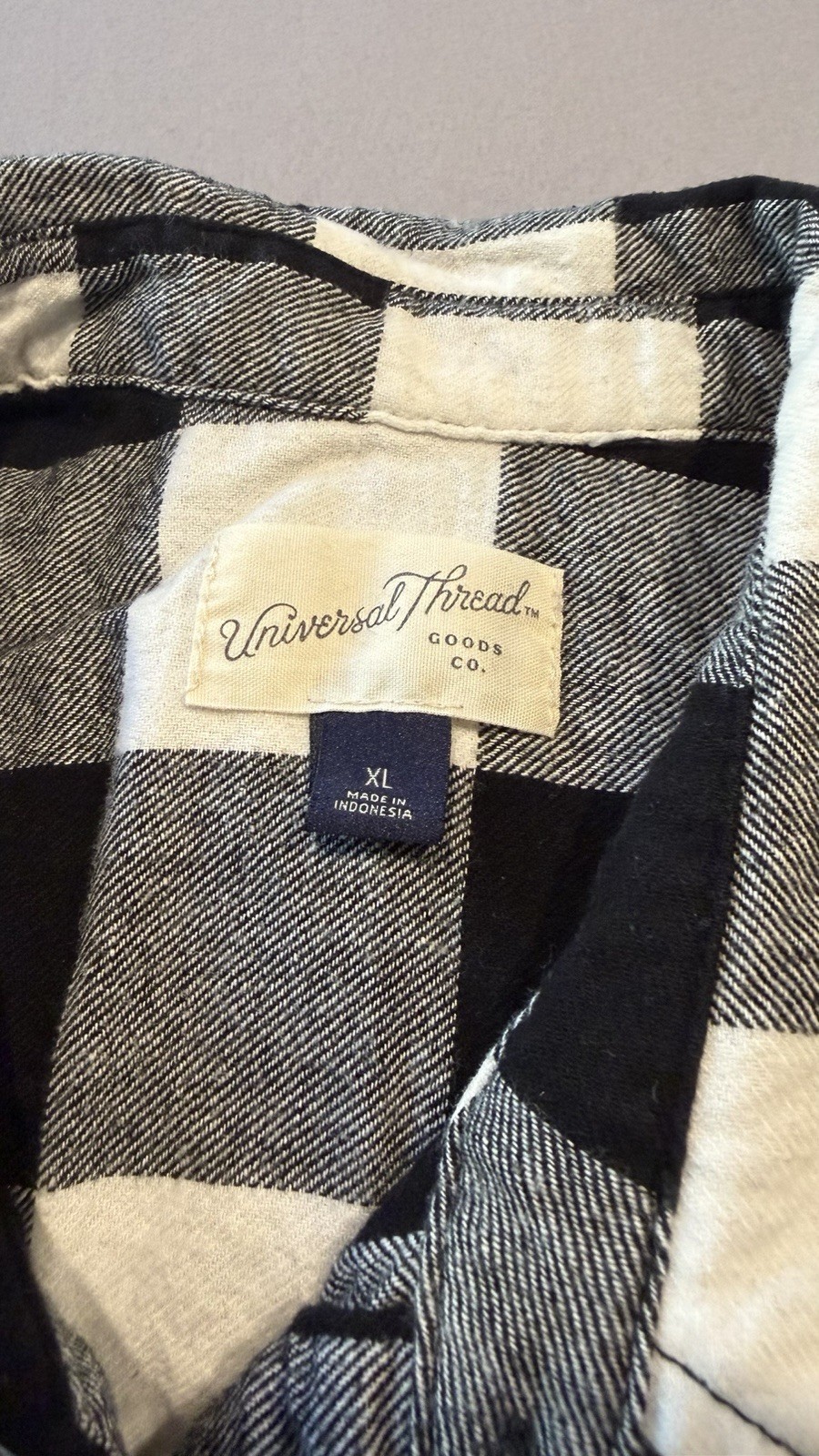 Women’s Universal Thread Flannel Button Down Shir… - image 3