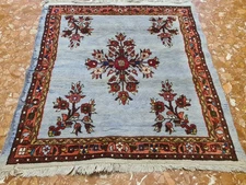 Tappeto orientale annodato a mano 105x101