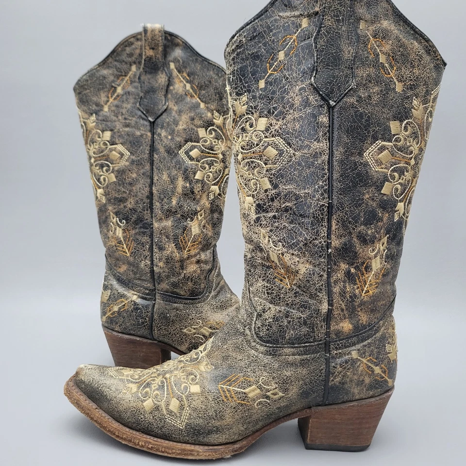 Corral Circle G Women's Black Crackle/Bone Embroidery Snip Toe Leather Boots 9M - Image 3 of 4