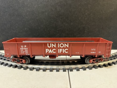 Góndola MTH O Gauge U P 55 toneladas todo acero con fondo descendente #66762 con tubos (usada) | Zustand: Used