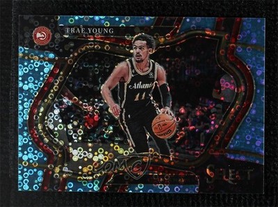 2022-23 Panini Select Courtside Light Blue Disco Prizm 7/99 Trae Young #266 19fe