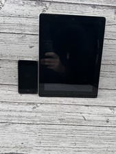 Apple iPad 3rd Generation A1416 64 GB, Wi-Fi  iPod Touch 8GB For Parts Bundle