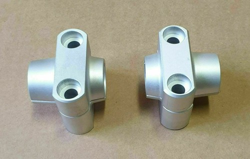 Jawa Alloy Handlebar clamps for Upright Speedway & Modern Grasstrack bike - Picture 3 of 4