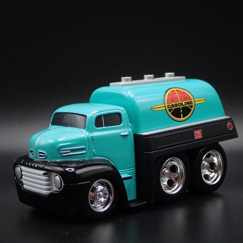 1950 50 FORD Coe Combustible Cisterna Camión Teal 1:64 Escala Colección Diecast - Imagen 5 de 8