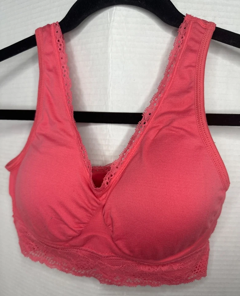 Sujetador deportivo Coobie grande ligeramente acolchado cuello en V con ribete de encaje cómodo elástico Foto 3 de 4