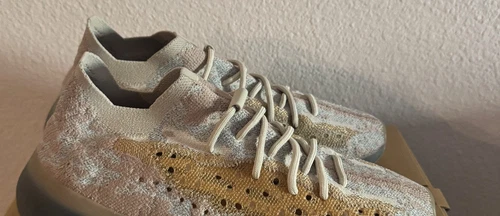 Yeezy 380 Pepe Riflettente