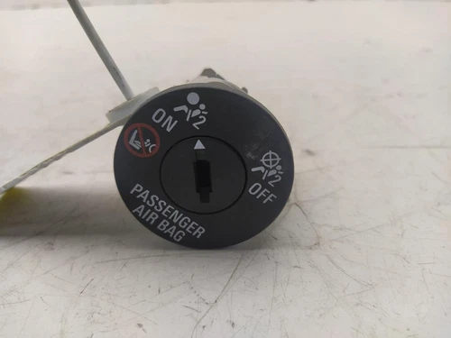 13577258 Interruptor para OPEL ASTRA J BERLINA 5P Excellence 2013 2186316 - Imagen 1 de 8