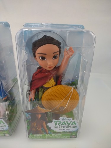 NEW DISNEY RAYA AND THE LAST DRAGON PETITE HUMAN SISU & RAYA . - Picture 3 of 8