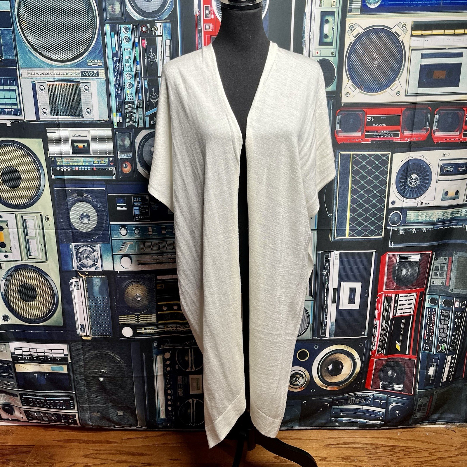 ILLUMINATIVE Creme Merino Wool Blend Tunic Cover Up Open Front Size M/L