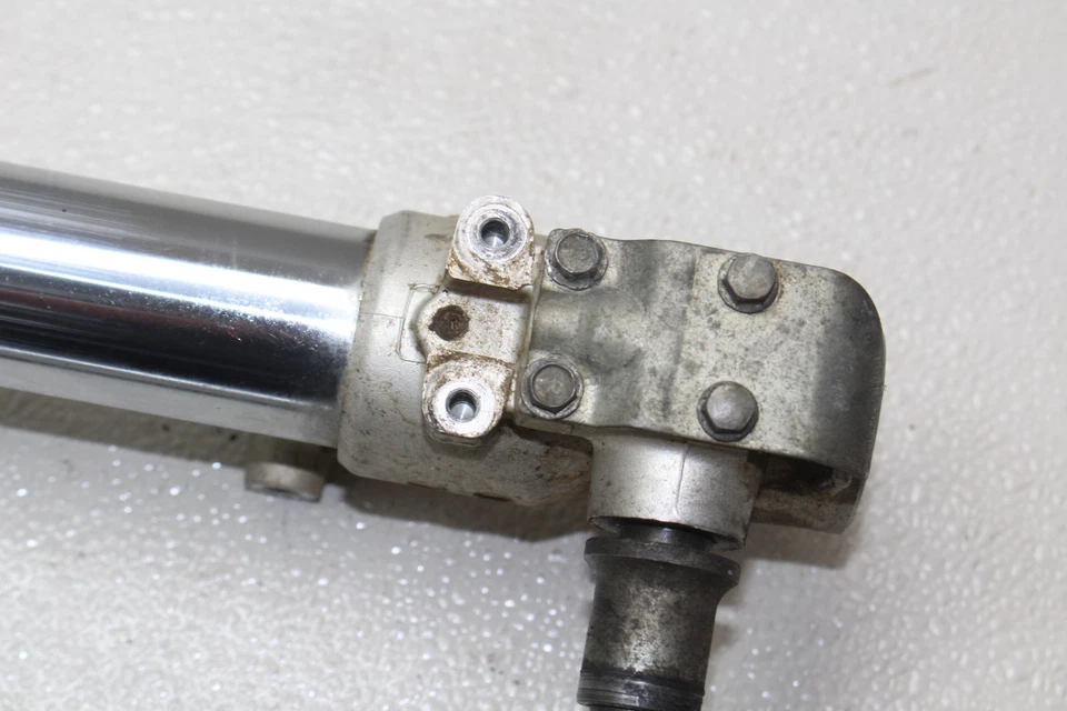 93-94 SUSPENSIÓN DELANTERA DERECHA IZQUIERDA YAMAHA YZ250 AMORTIGUADORES Foto 3 de 4