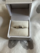 18kt Weißgold Trilogie Ring 0,50ctw 3 runde ...